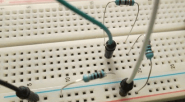 Resistive voltage divider - Calculations and applications