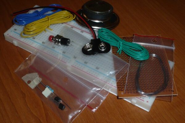 Morse Signal Generator with Transistors - Tool for learning the Morse code