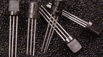 Unijunction transistors - TUJ structure and operation